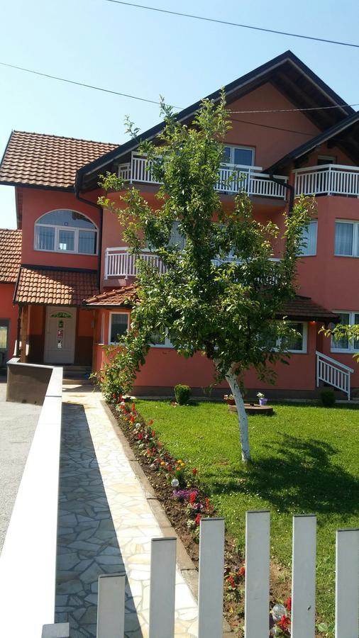 Apartments Alibasic Dubrave Gornje Exterior photo